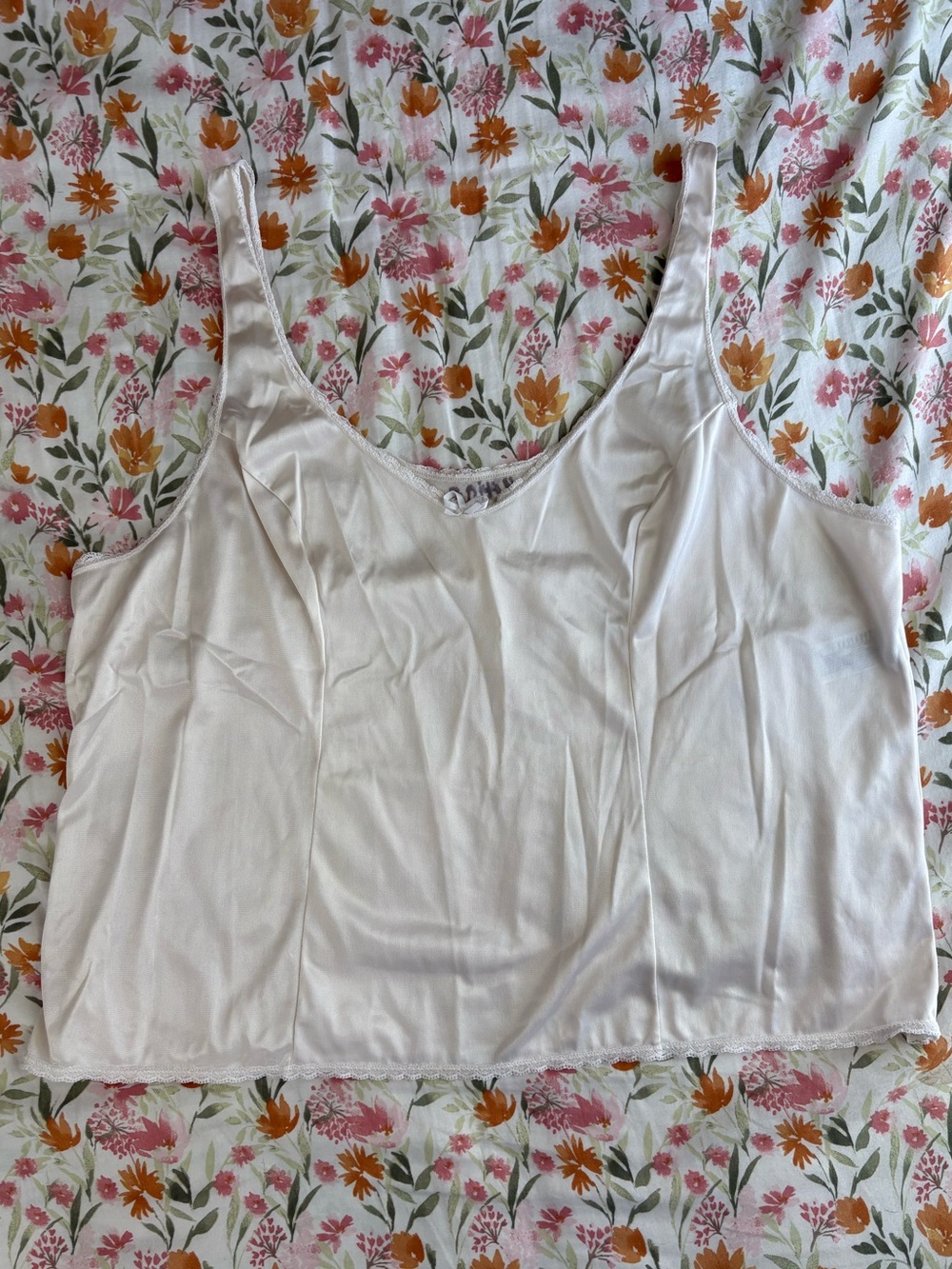 Vassarette 90s Satin Slip Tank Top Size Large Bow White Ivory Pajamas - Picture 3 of 8